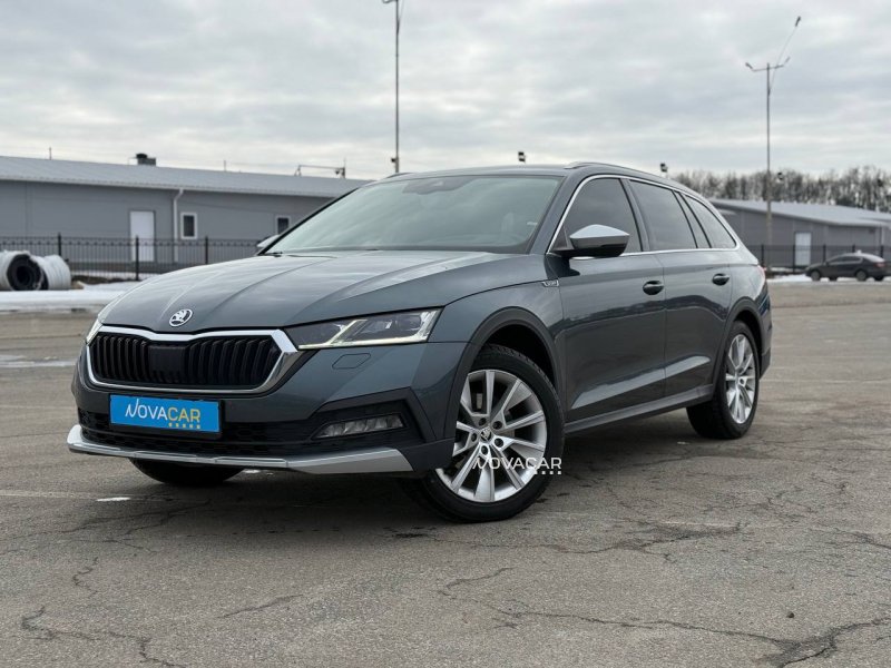 Skoda Octavia Scout 2021